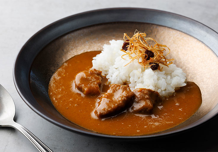 開業25周年記念 レトルトカレー Grand Chef AKIO KAMATA「THE BEEF CURRY」
