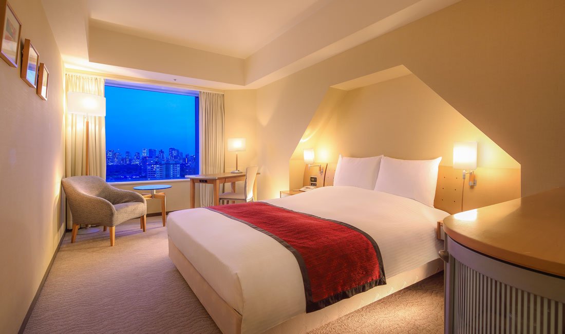 スタンダードフロア ダブルルームA（23～34F）の夜