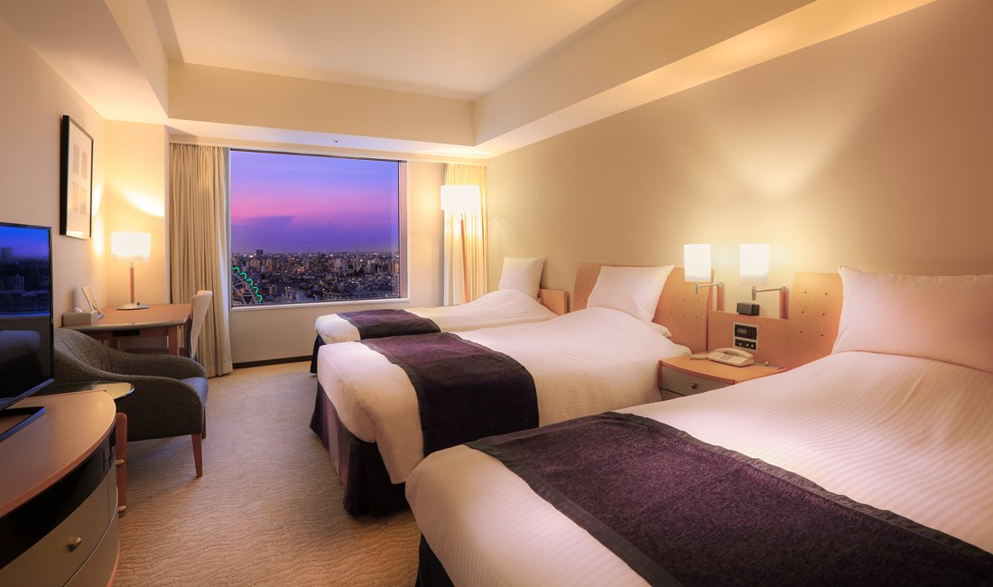 スタンダードフロア トリプルルームA（23～27F）の夜