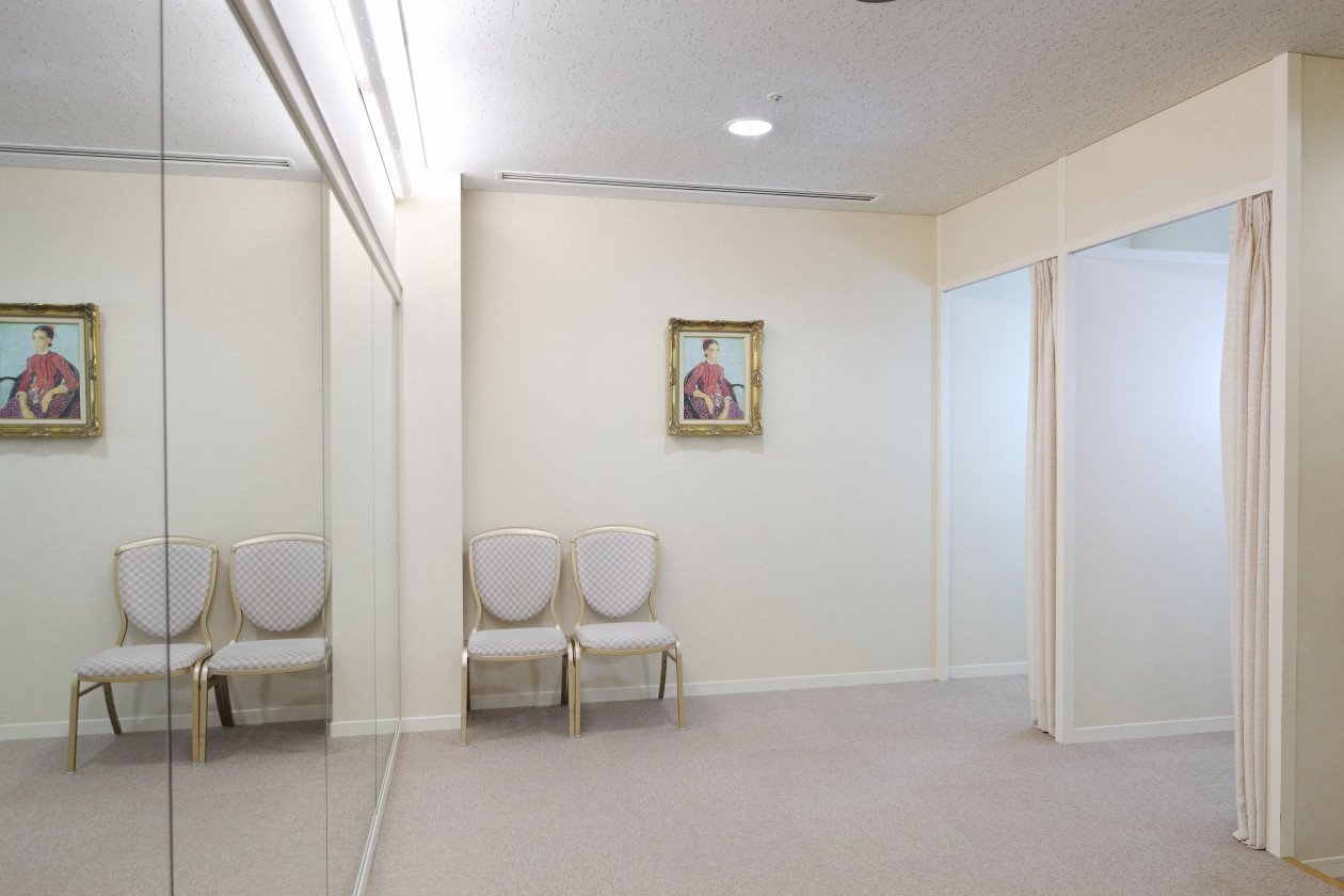 ご列席者着替室